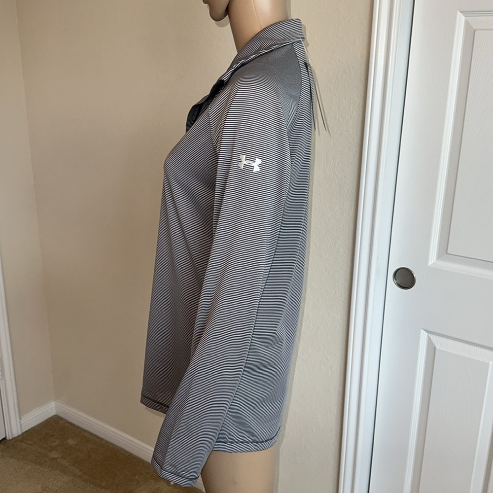 NWT Under Armour Women's Gray Striped Long Sleeves Shirt Size  S/M. - Picture 2 of 11